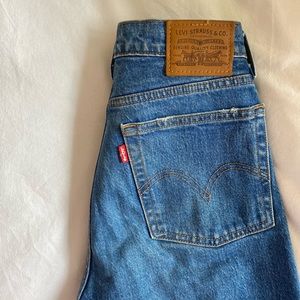 LEVIS WEDGIE DARK WASH JEANS WITH RIP